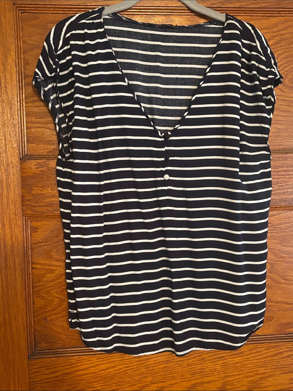Abercrombie & Fitch Navy and White Striped V-Neck Short Sleeve Top